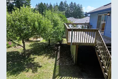 860 Jodee Ln, Brookings, OR 97415 - Photo 39