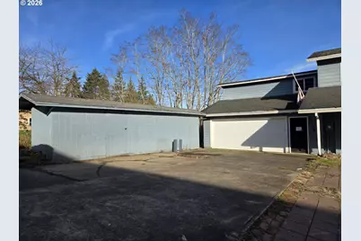 30174 Sandy Ln, Rainier, OR 97048 - Photo 3