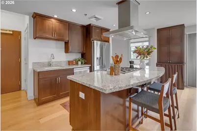 2430 NW Westover Rd #1-202, Portland, OR 97210 - Photo 13