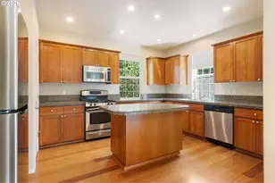 6032 NE Alder St, Hillsboro, OR 97124 - Photo 13