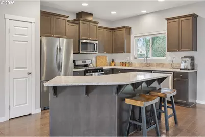 349 Irving Rd, Eugene, OR 97404 - Photo 7