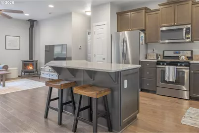 349 Irving Rd, Eugene, OR 97404 - Photo 5