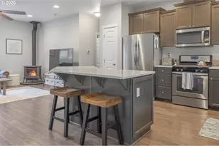 349 Irving Rd, Eugene, OR 97404 - Photo 5