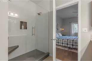 349 Irving Rd, Eugene, OR 97404 - Photo 17