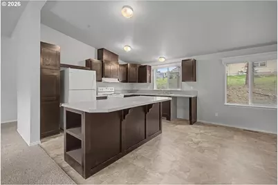 15 N Hillside Dr, Rose Lodge, OR 97368 - Photo 7