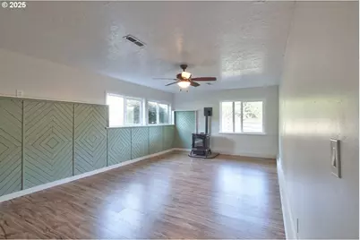 56084 McDonald Rd, Vernonia, OR 97064 - Photo 19