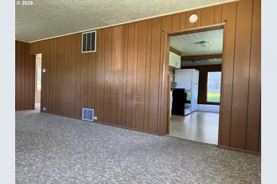 320 Bonanza St, Sumpter, OR 97877 - Photo 17