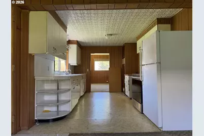 320 Bonanza St, Sumpter, OR 97877 - Photo 13