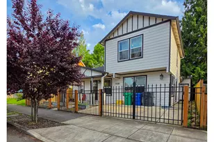 7118 SE Mitchell Ct, Portland, OR 97206 - Photo 3