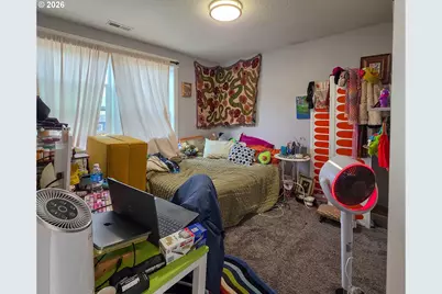 7118 SE Mitchell Ct, Portland, OR 97206 - Photo 17