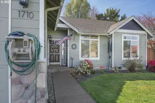 1710 Black Bear Ave, Albany, OR 97321 - Photo 5