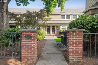 2555 NW Savier St #2, Portland, OR 97210 - Photo 1