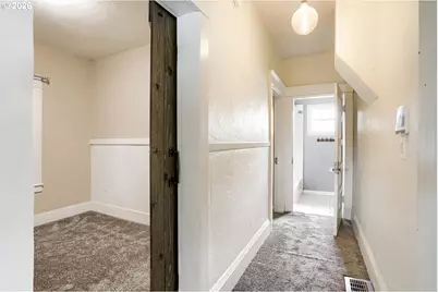 2526 E 34th St, Vancouver, WA 98663 - Photo 5