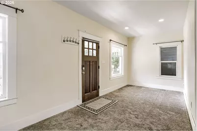 2526 E 34th St, Vancouver, WA 98663 - Photo 9
