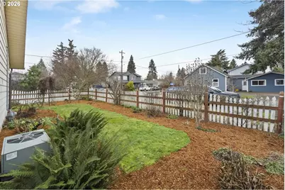 10120 N Midway Ave, Portland, OR 97203 - Photo 21