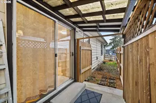 10120 N Midway Ave, Portland, OR 97203 - Photo 5