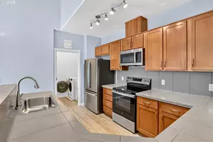 695 NW Falling Waters Ln, Portland, OR 97229 - Photo 21