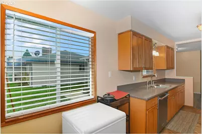 2245 36th Ave, Longview, WA 98632 - Photo 13