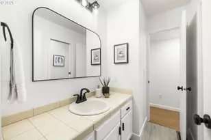 11587 SW Sheffield Cir, Portland, OR 97223 - Photo 23