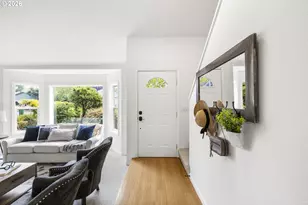 11587 SW Sheffield Cir, Portland, OR 97223 - Photo 5