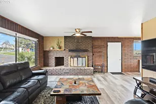 1100 W 2nd St, Arlington, OR 97812 - Photo 3