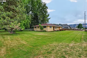 3610 Chevron Dr, Hood River, OR 97031 - Photo 5