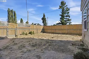 208 SW 3rd Ave, Kelso, WA 98626 - Photo 29