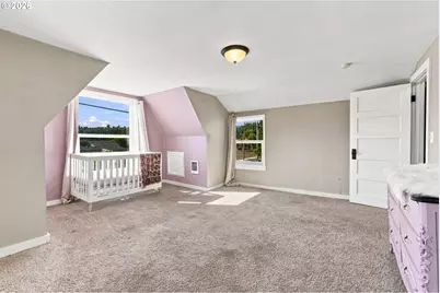 208 SW 3rd Ave, Kelso, WA 98626 - Photo 11