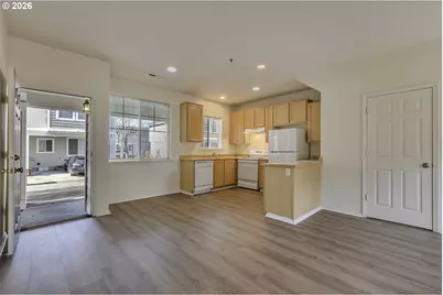 1094 NE Perl Way, Hillsboro, OR 97006 - Photo 3