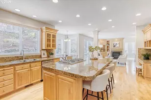 2430 NW Woodrose Dr, Portland, OR 97229 - Photo 11