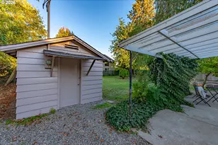 953 Forrester Way, Eugene, OR 97401 - Photo 31