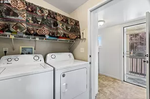 337 Monte Dr, Roseburg, OR 97471 - Photo 33
