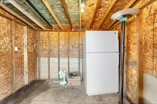 8114 SE 63rd Ave, Portland, OR 97206 - Photo 31