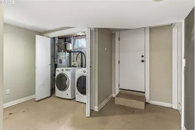 1825 NE 53rd Ave, Portland, OR 97213 - Photo 31