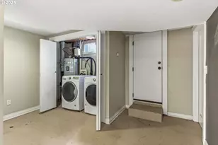 1825 NE 53rd Ave, Portland, OR 97213 - Photo 31