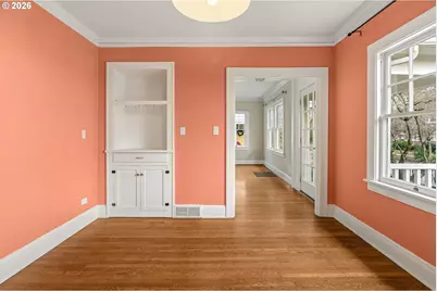 1825 NE 53rd Ave, Portland, OR 97213 - Photo 9