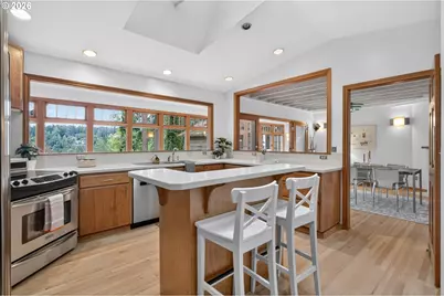 199 Pine Valley Rd, Lake Oswego, OR 97034 - Photo 15