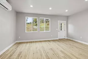 518 Clark Creek Rd, Longview, WA 98632 - Photo 13