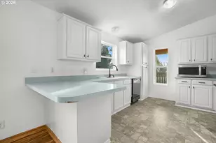 5517 SE Lexington St, Portland, OR 97206 - Photo 11