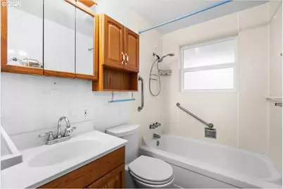 1386 Umpqua Rd, Woodburn, OR 97071 - Photo 19