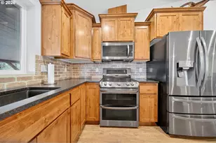 477 Palisade Dr, Roseburg, OR 97471 - Photo 13