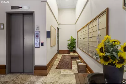 1005 SW Park Ave #501, Portland, OR 97205 - Photo 27