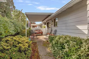 864 NE Fleming Ave, Gresham, OR 97030 - Photo 21