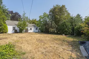 117 Ash Ave, Wood Village, OR 97060 - Photo 13