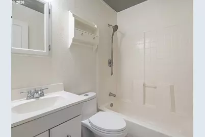 117 Ash Ave, Wood Village, OR 97060 - Photo 9