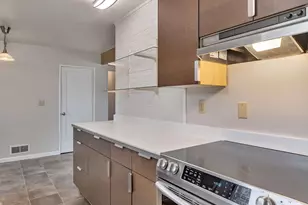 4720 SW Larch Dr, Beaverton, OR 97005 - Photo 31