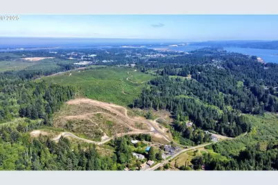 000 Fawn Ln #1405, Coos Bay, OR 97420 - Photo 13