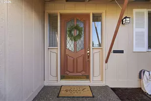 4490 NW Quinault Ct, Portland, OR 97229 - Photo 3