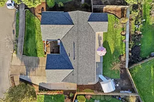 4490 NW Quinault Ct, Portland, OR 97229 - Photo 43