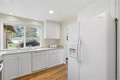 4490 NW Quinault Ct, Portland, OR 97229 - Photo 15